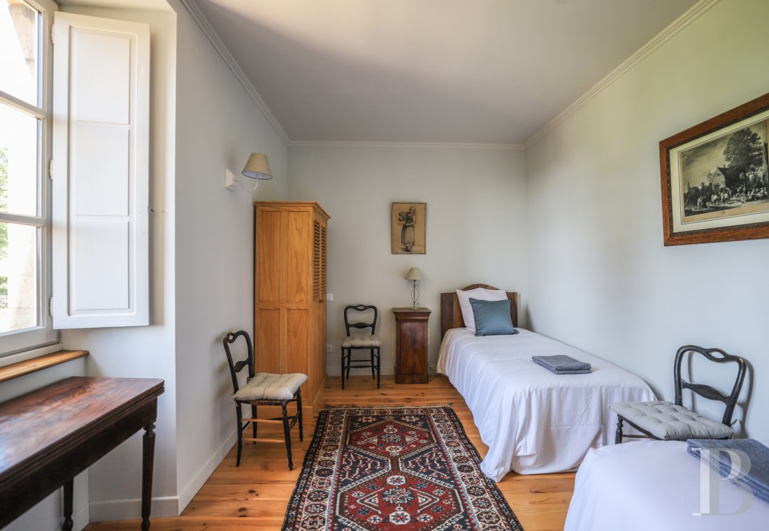 A well preserved and fully restored family chateau in Castanet, Tarn-et-Garonne - photo  n°28